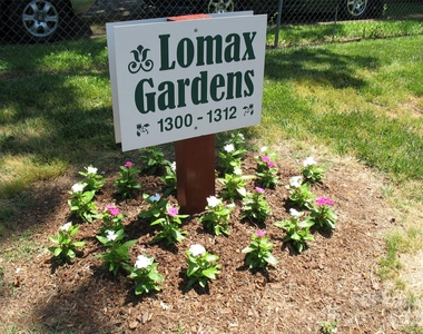 1306 Lomax Avenue - Photo Thumbnail 9