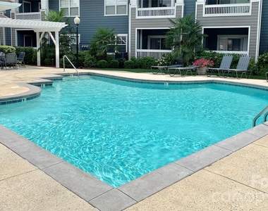 424 Mather Green Avenue - Photo Thumbnail 16