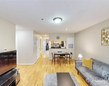 424 Mather Green Avenue - Photo Thumbnail 6
