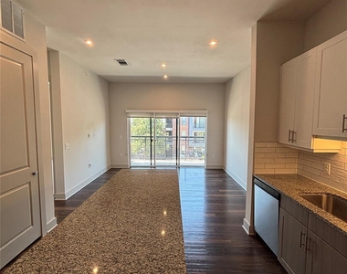 6303 Frisco Square Boulevard - Photo Thumbnail 5