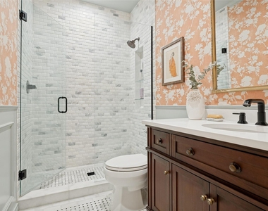 5604 Encore Drive - Photo Thumbnail 11
