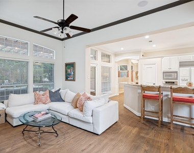 5604 Encore Drive - Photo Thumbnail 6