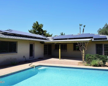 8311 E Via De Sereno -- - Photo Thumbnail 26