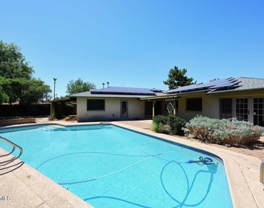8311 E Via De Sereno -- - Photo Thumbnail 27