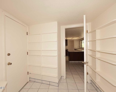 8311 E Via De Sereno -- - Photo Thumbnail 18