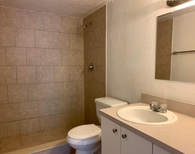 431 Executive Center Drive - Photo Thumbnail 6