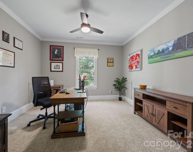 107 Spears Creek Drive - Photo Thumbnail 18