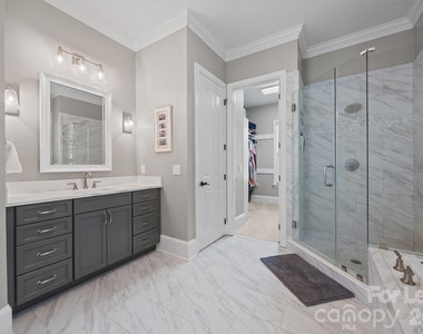 107 Spears Creek Drive - Photo Thumbnail 15