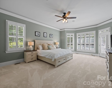 107 Spears Creek Drive - Photo Thumbnail 12