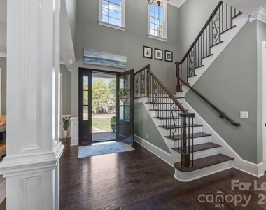 107 Spears Creek Drive - Photo Thumbnail 3