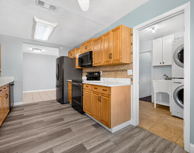 1150 Nw 72nd Terrace - Photo Thumbnail 15