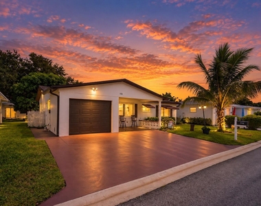 1150 Nw 72nd Terrace - Photo Thumbnail 5