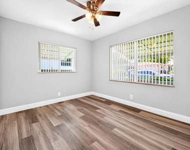 1150 Nw 72nd Terrace - Photo Thumbnail 25