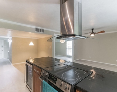 3117 San Diego Drive - Photo Thumbnail 10