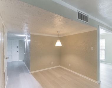 3117 San Diego Drive - Photo Thumbnail 12