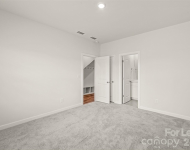 7136 Bryce Avenue - Photo Thumbnail 7