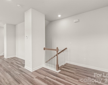 7136 Bryce Avenue - Photo Thumbnail 14