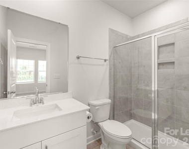 7136 Bryce Avenue - Photo Thumbnail 8