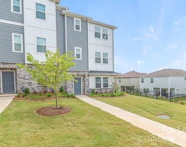 7136 Bryce Avenue - Photo Thumbnail 1