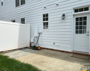 9737 Longstone Lane - Photo Thumbnail 23