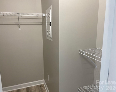 9737 Longstone Lane - Photo Thumbnail 13