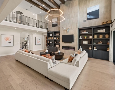 4104 Silverstein Street - Photo Thumbnail 11