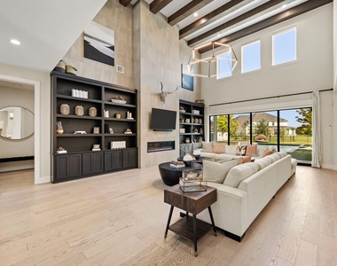 4104 Silverstein Street - Photo Thumbnail 9