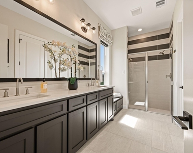 4104 Silverstein Street - Photo Thumbnail 20
