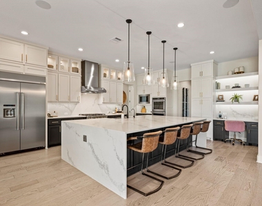 4104 Silverstein Street - Photo Thumbnail 12