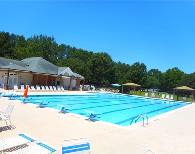 1018 Fountainbrook Drive - Photo Thumbnail 26