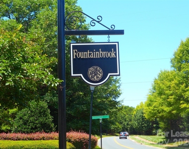 1018 Fountainbrook Drive - Photo Thumbnail 24