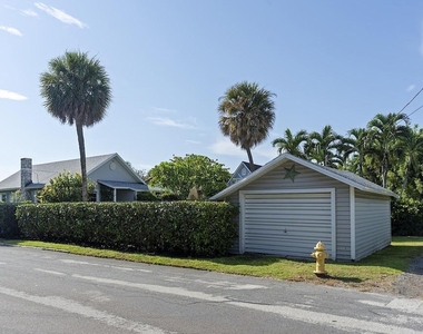 629 N Lakeside Drive - Photo Thumbnail 7