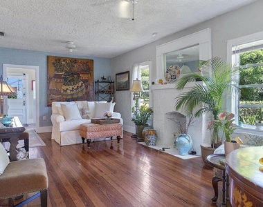 629 N Lakeside Drive - Photo Thumbnail 3