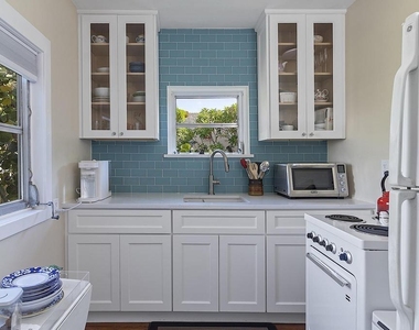 629 N Lakeside Drive - Photo Thumbnail 21