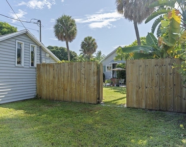629 N Lakeside Drive - Photo Thumbnail 8