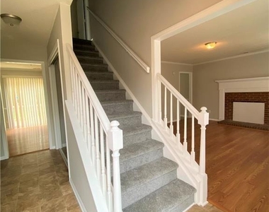6217 Bandy Drive - Photo Thumbnail 3