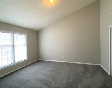 6217 Bandy Drive - Photo Thumbnail 10
