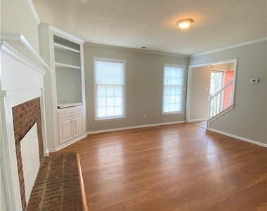 6217 Bandy Drive - Photo Thumbnail 4