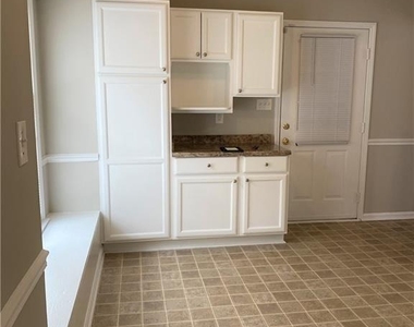 6217 Bandy Drive - Photo Thumbnail 6