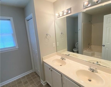 6217 Bandy Drive - Photo Thumbnail 12
