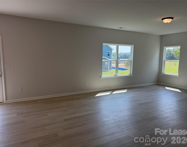 2136 Zybach Drive - Photo Thumbnail 7