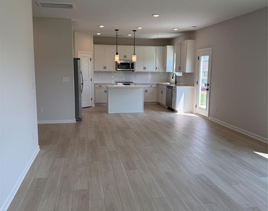 2136 Zybach Drive - Photo Thumbnail 6
