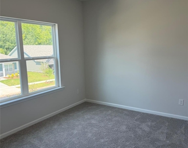 2136 Zybach Drive - Photo Thumbnail 14