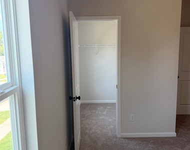 2136 Zybach Drive - Photo Thumbnail 18