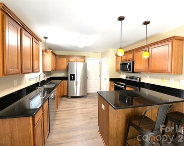 6948 Haines Mill Road - Photo Thumbnail 10
