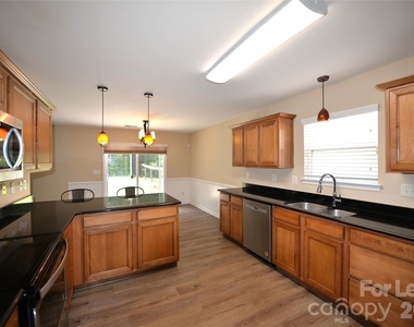 6948 Haines Mill Road - Photo Thumbnail 11