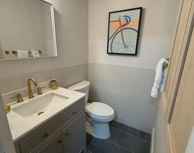 351 Mars Avenue - Photo Thumbnail 14