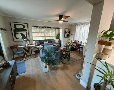 351 Mars Avenue - Photo Thumbnail 8