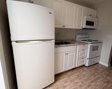 609 20th Street - Photo Thumbnail 4