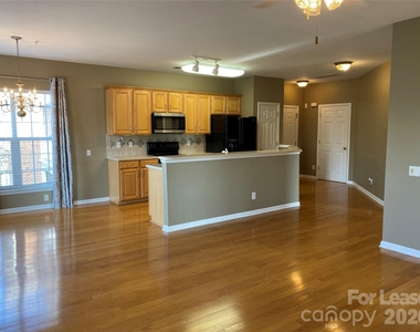 14744 Via Sorrento Drive - Photo Thumbnail 4
